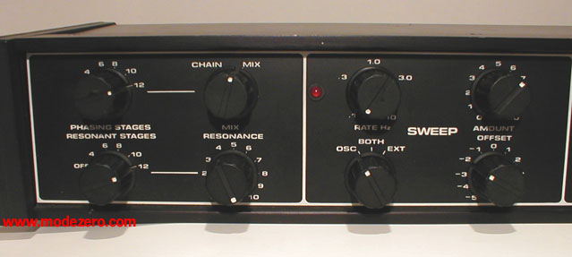 moog-mkph-Bx.jpg (38785 bytes)