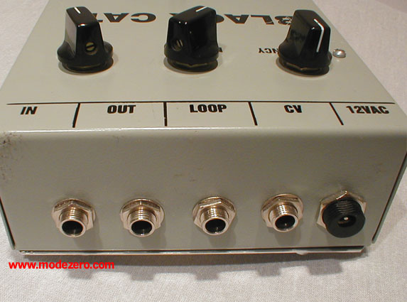 black-cat-ring-mod-Bx.jpg (57412 bytes)