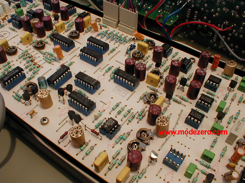 vertical-reverb-Dx.jpg (179845 bytes)